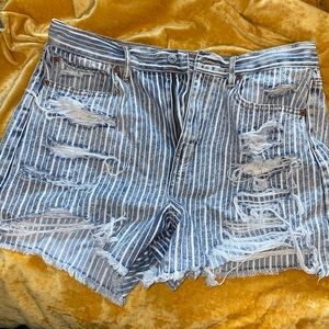 american eagle strip boyfriend jean shorts